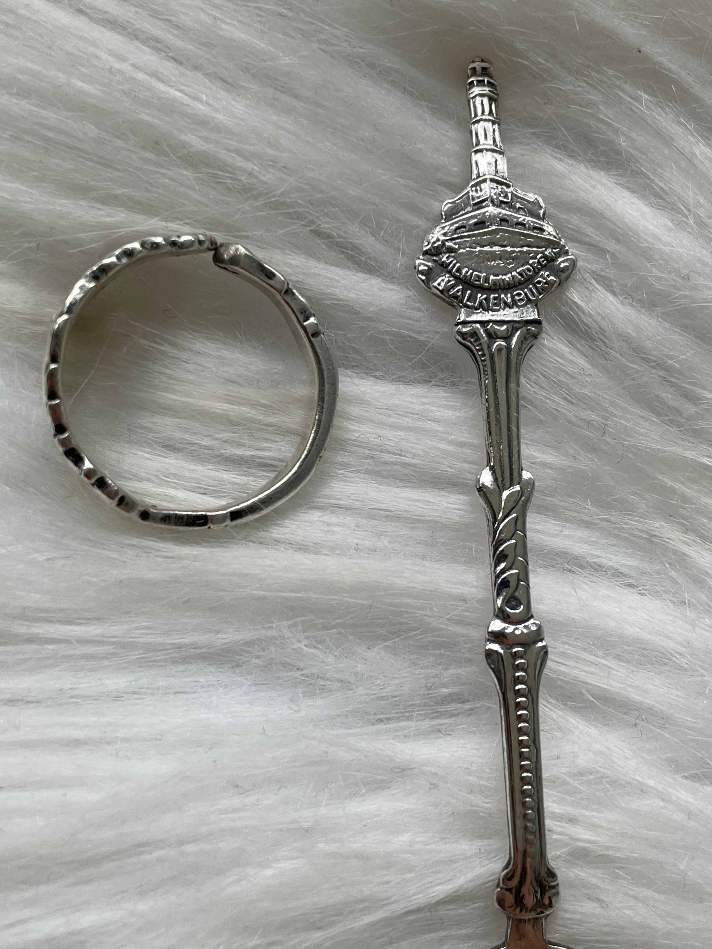 Wilhelmina Tower Valkenburg - ring