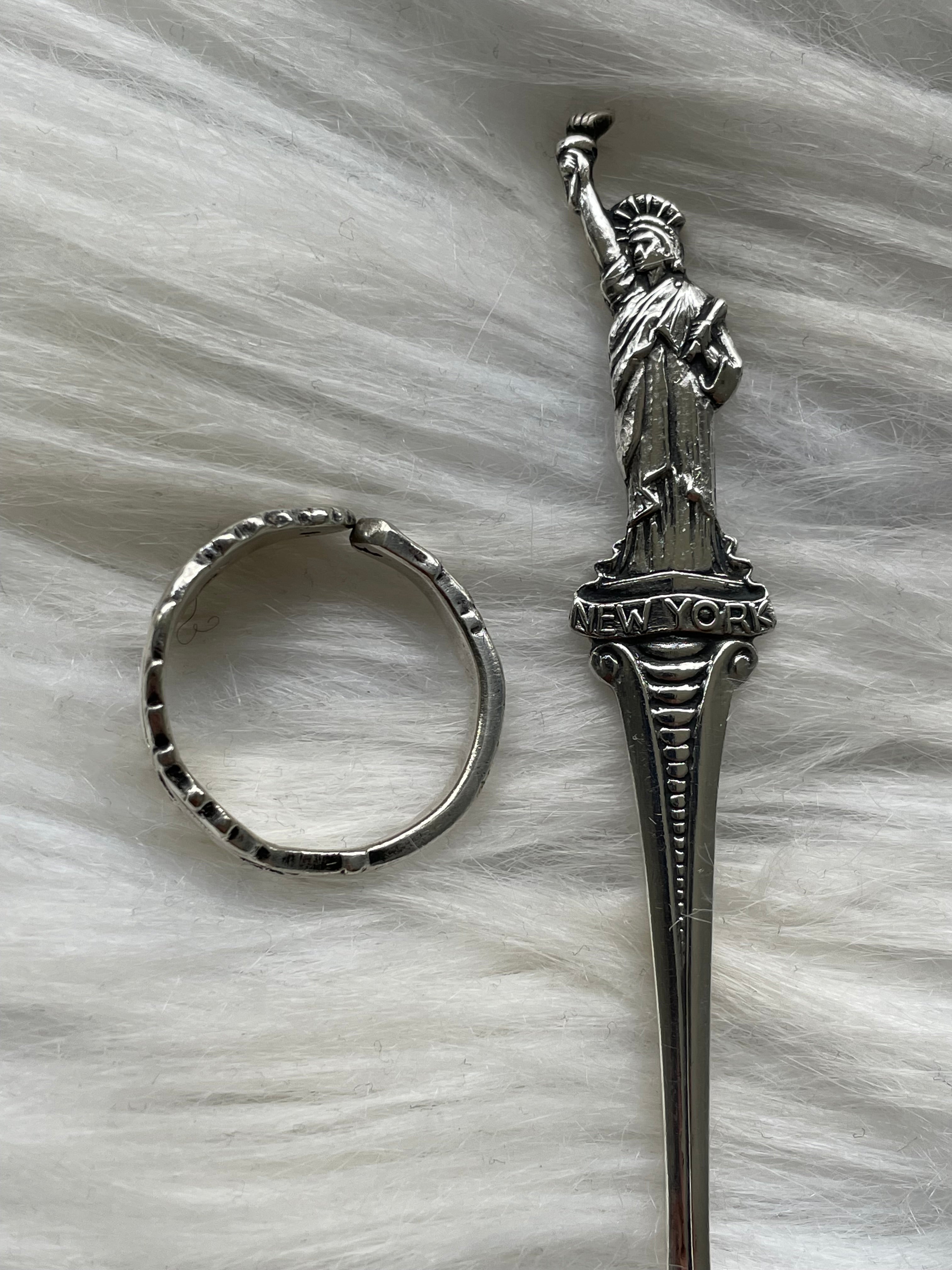 Statue of Liberty New York - ring