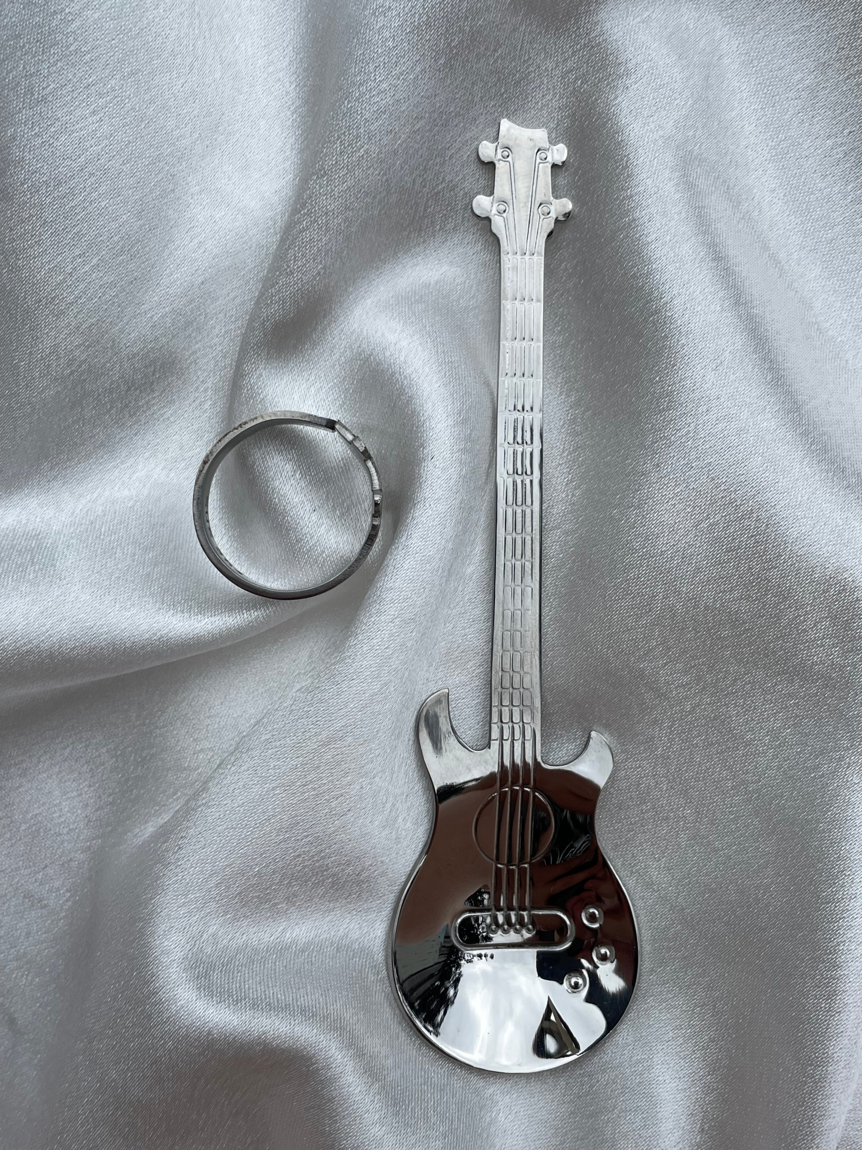 Stainless steel basgitaar ring - custom size