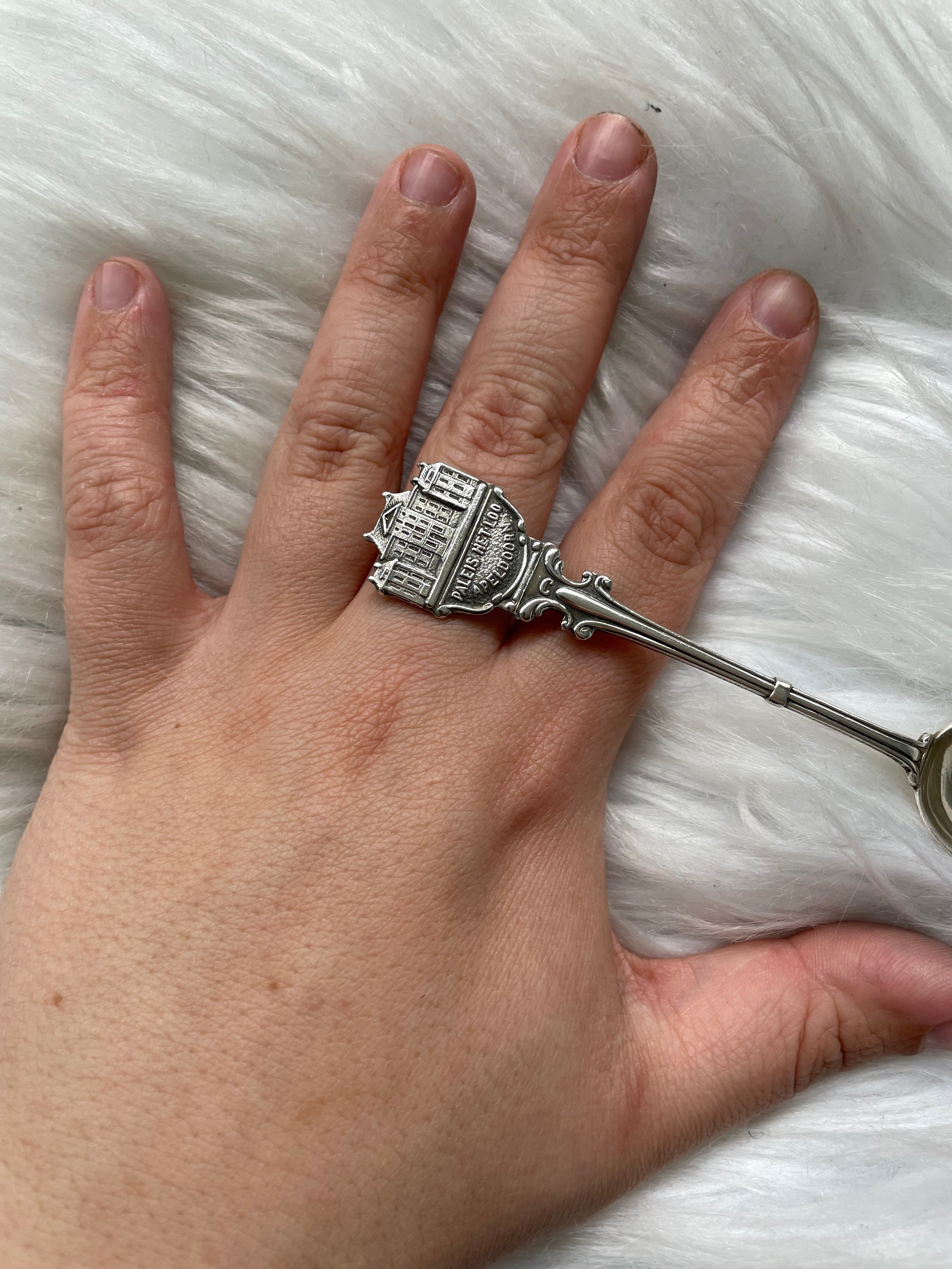 Palace Het Loo Apeldoorn - ring